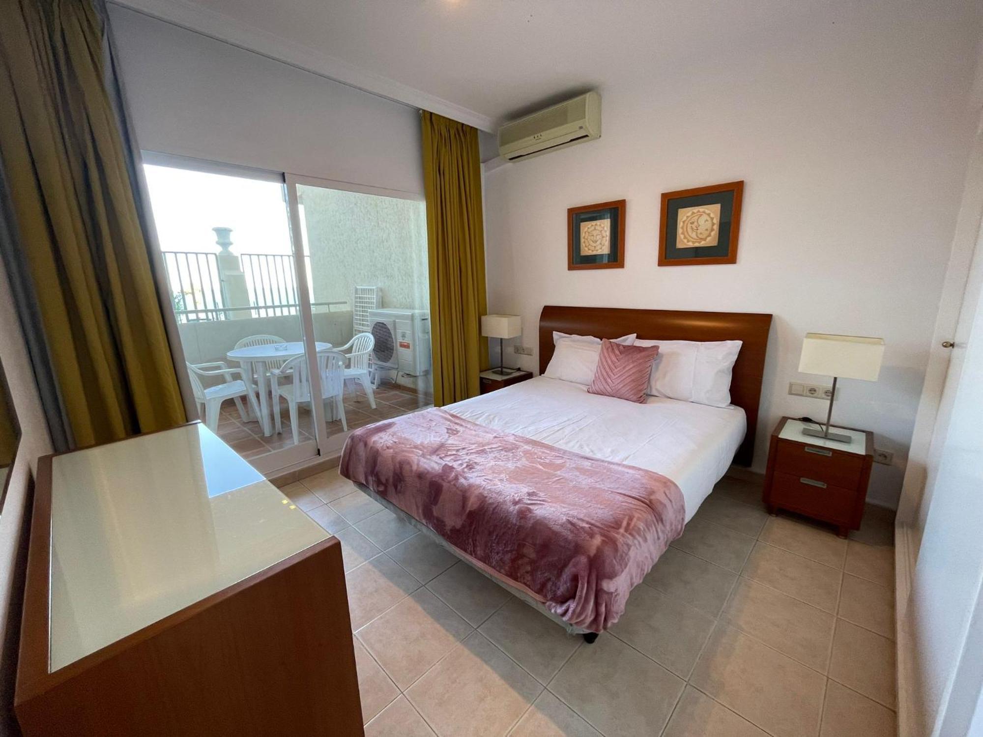 Apartamentos Magic Benalbeach By Benalnova Беналмадена Екстериор снимка