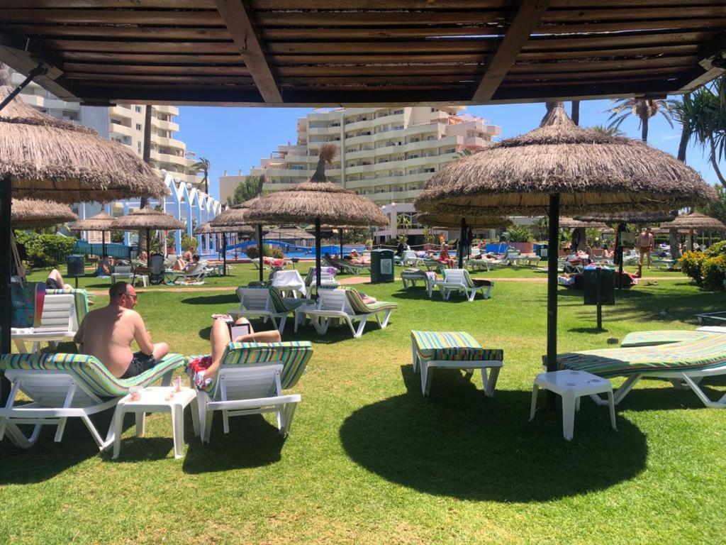 Apartamentos Magic Benalbeach By Benalnova Беналмадена Екстериор снимка