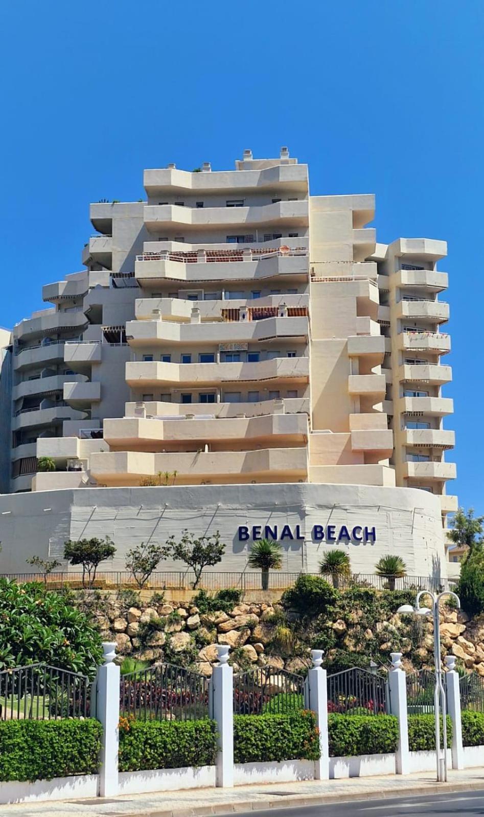 Apartamentos Magic Benalbeach By Benalnova Беналмадена Екстериор снимка