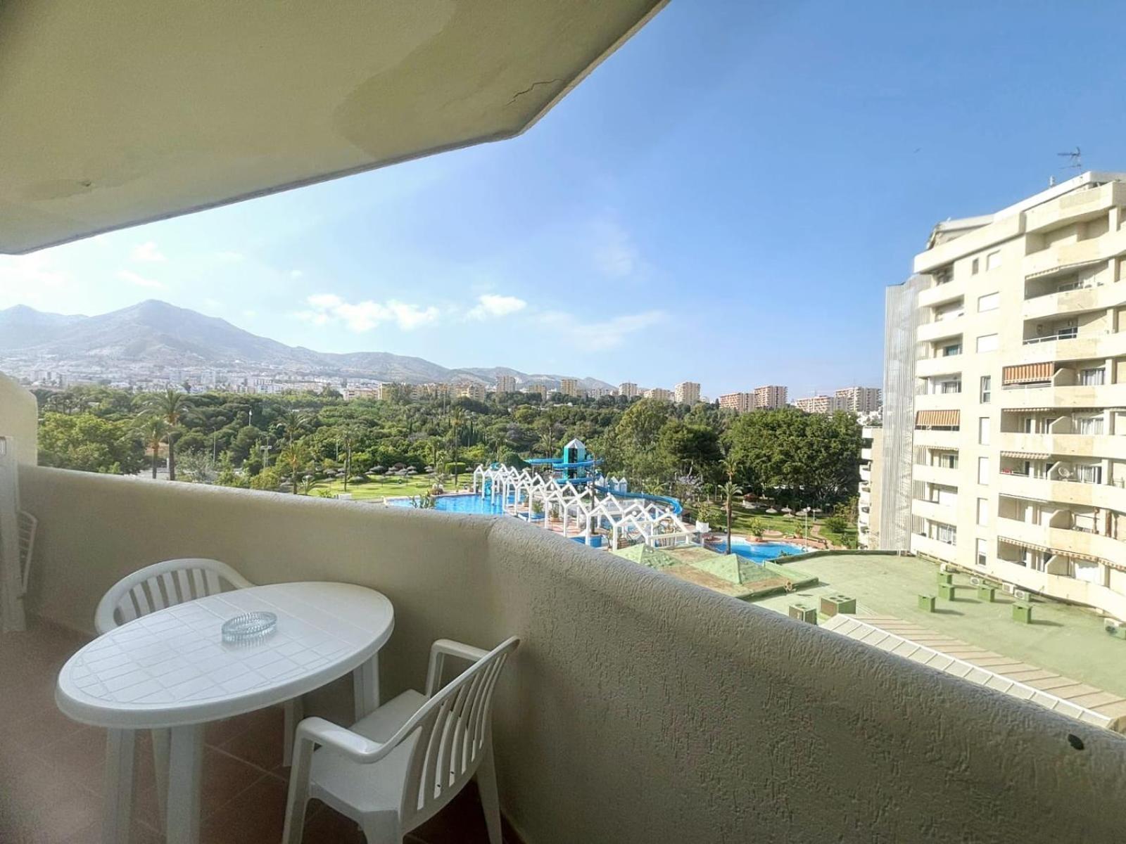 Apartamentos Magic Benalbeach By Benalnova Беналмадена Екстериор снимка