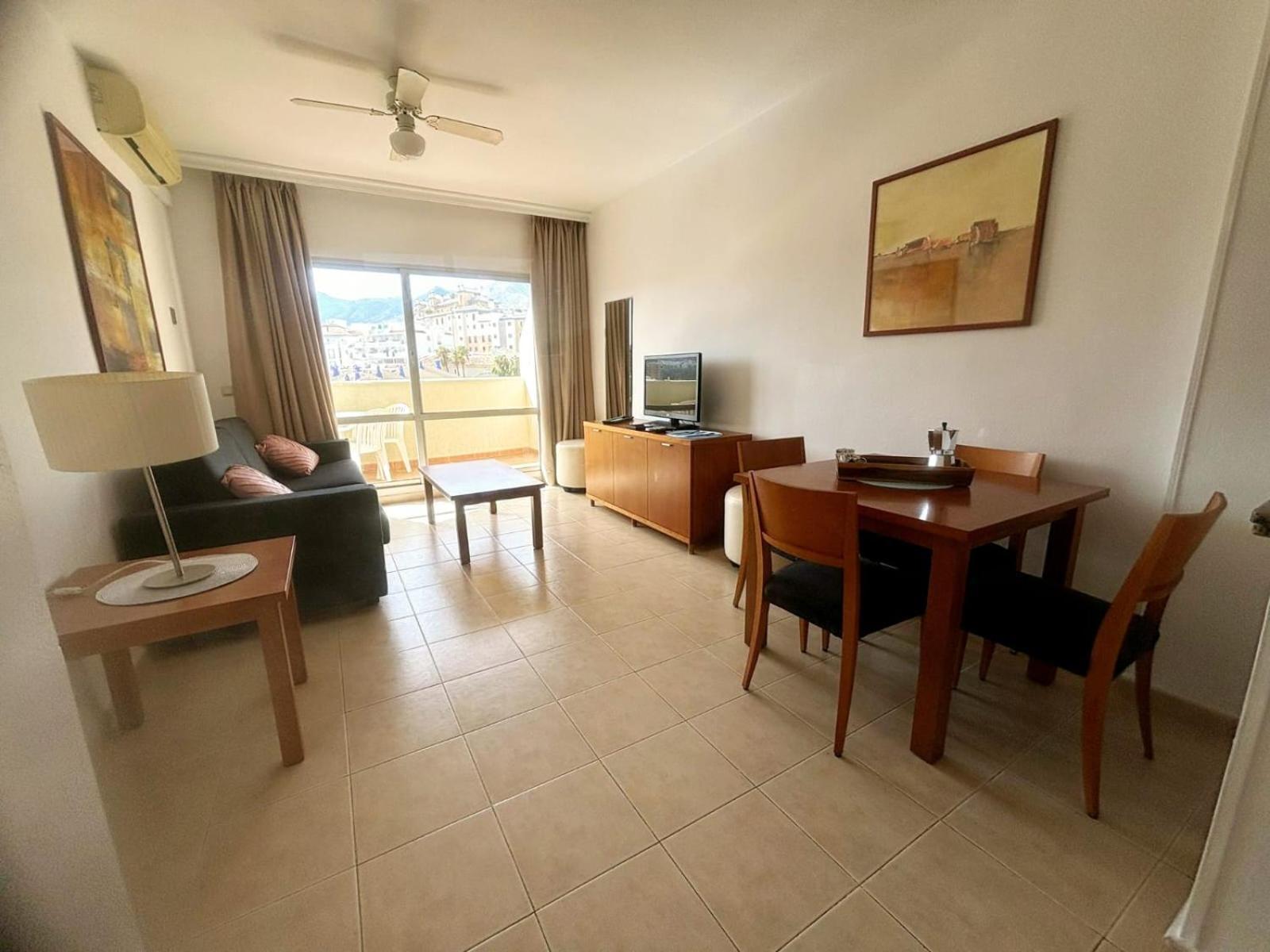Apartamentos Magic Benalbeach By Benalnova Беналмадена Екстериор снимка